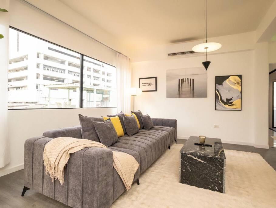 2-bedroom Penthouse In The Heart Of Silom - 4a